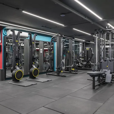 Mercury Suites 318 - 2X Pool Cards Access & Shopping Mall Apartment *