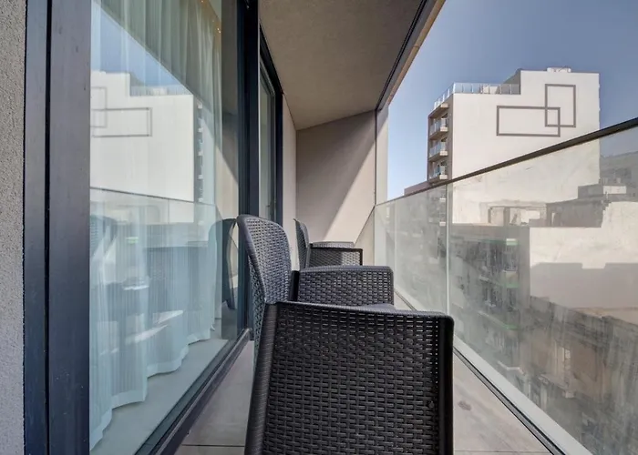 Mercury 318 - 2x Pool Cards Access & Shopping Mall * سانت جوليان