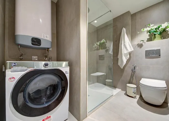 Mercury 318 - 2x Pool Cards Access & Shopping Mall * سانت جوليان